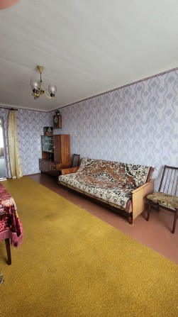 Продам 3х кімнатну, район Інститут - фото 1