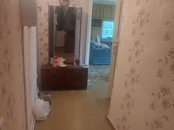 Квартира 2-х комнатная.  Р-н вечного огня Марганец