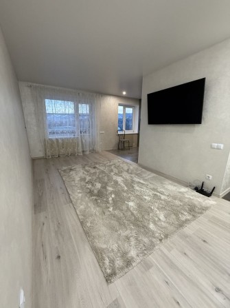 Продам квартиру з ремонтом, меблями та технікою - фото 1
