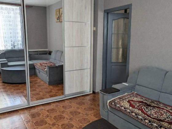 Продам дві кімнати в гуртожитку зупинка Синяківська  м. Ніжин Є віднов Ніжин