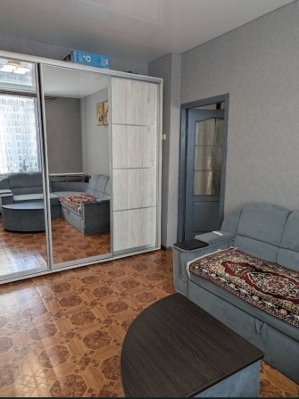 Продам дві кімнати в гуртожитку зупинка Синяківська  м. Ніжин Є віднов - фото 1