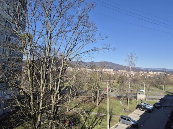 Продаж 2 кімнатной квартири на  набережній. Мукачево