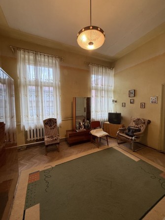 Продається 2 кімнатна квартира в центрі міста - фото 1