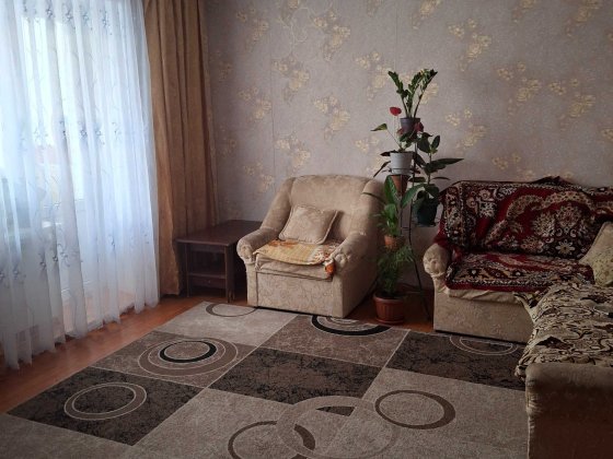 Срочно в связи с переездом Продам 3 ком. квартиру р-н ПШС Павлоград