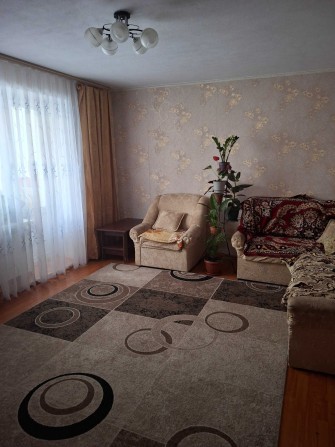 Срочно в связи с переездом Продам 3 ком. квартиру р-н ПШС - фото 1