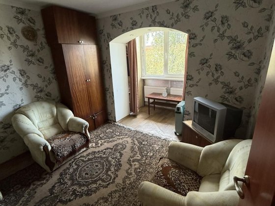 Недвижимость продам квартиру в Прилуках 1 комнота Прилуки