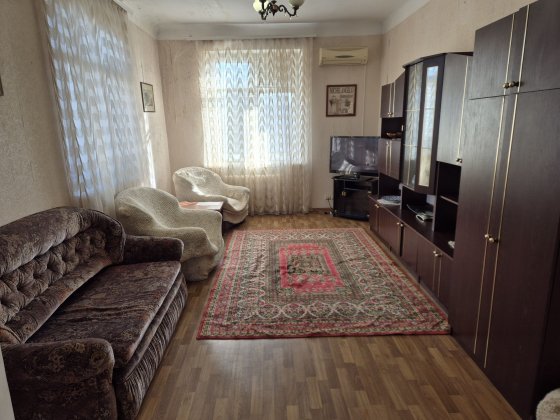 2-кімнатна з індивідуальним газовим опаленням і меблями Світловодськ