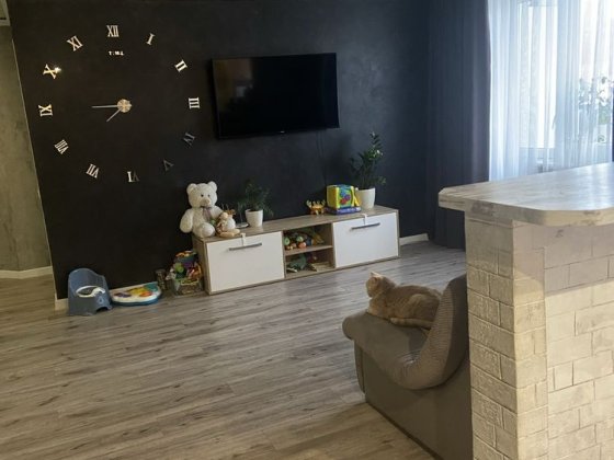 Продам 3-х кімнатну квартиру Светловодск