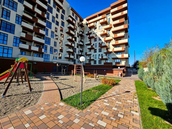 Продається простора двокімнатна квартира в новобудові... - фото 1