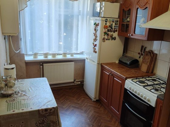 Продається трьох кімнатна квартира Фастов