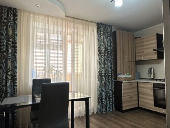 Продаж 1к поблизу центру міста Хмельницкий