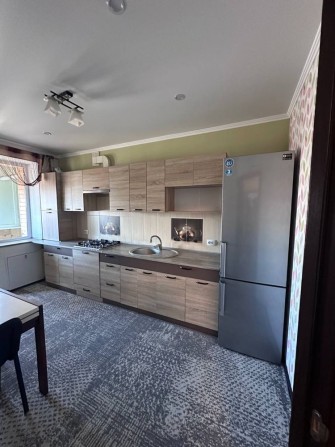 Продам 2-кімнатну квартиру - фото 1