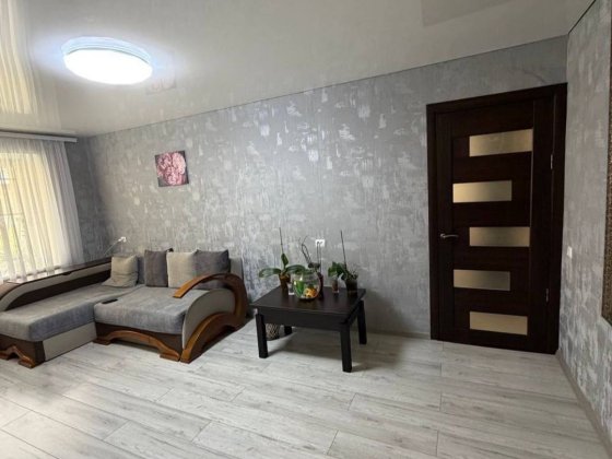 Продам 3 кімнатну квартиру Шептицкий