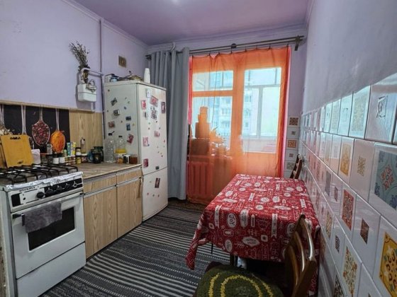 Продається 2 кімнатна квартира на новій шахтарській! Шептицький