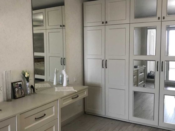 Продам 3 комнатную квартиру  Чугуев Чугуїв