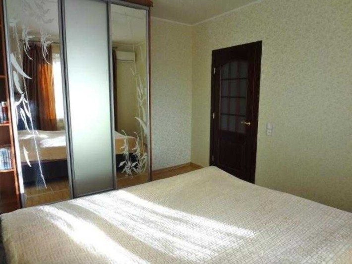 Предлагаю  2 комнатную квартиру - фото 1