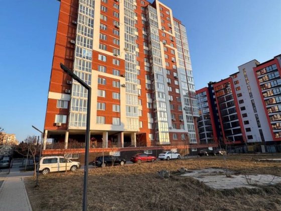 Продаж 2к квартири Центр Хмельницький
