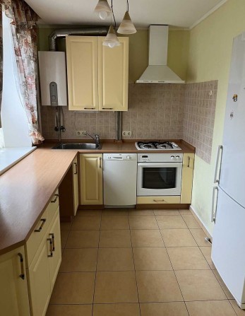 Трикімнатна квартира на Виставці - фото 1