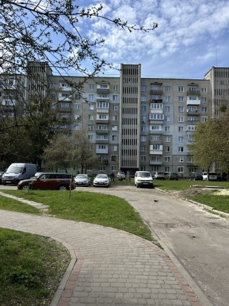 Продаж 1 кімнатноі по Сокальській 37 м.кв,серед.поверх - фото 1