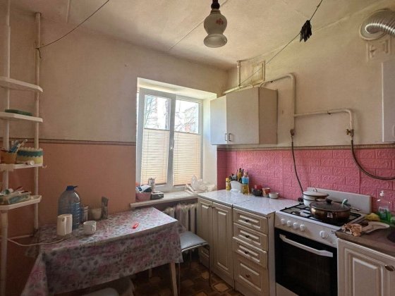 Продам 2 кімнатну в центрі м.Шептицький. Шептицький