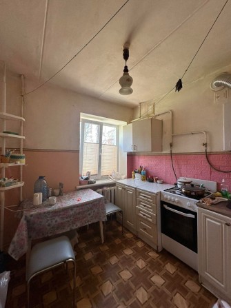 Продам 2 кімнатну в центрі м.Шептицький. - фото 1