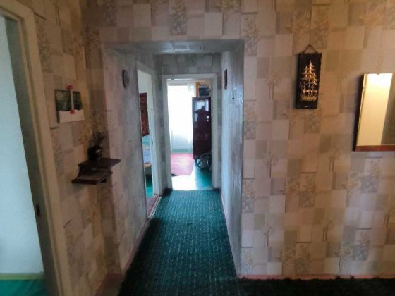 САМИЙ ЦЕНТР! 4к кв навпроти ТЦ “Квартал”, середній поверх, цегла 41608 Хмельницький