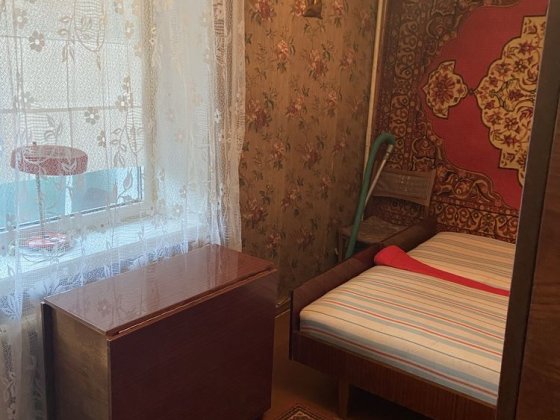 Продам 3-х кімнатну квартиру с гаражем Чугуїв