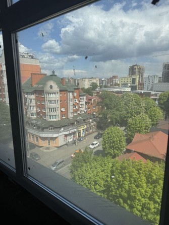 Продаж 1к.кв., 67м кв., ЦЕНТР, не кутова, 7 пов., н/б,здана, недорого - фото 1