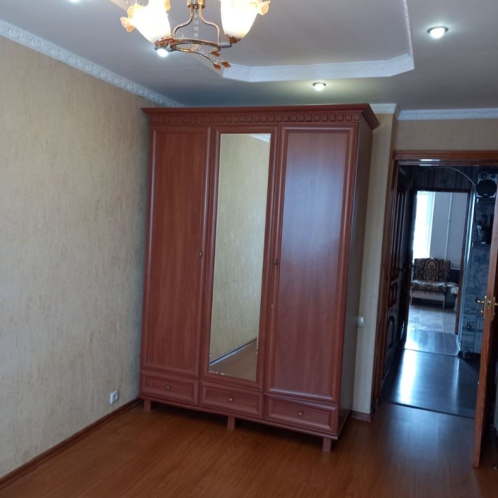 Продам  квартиру - фото 1