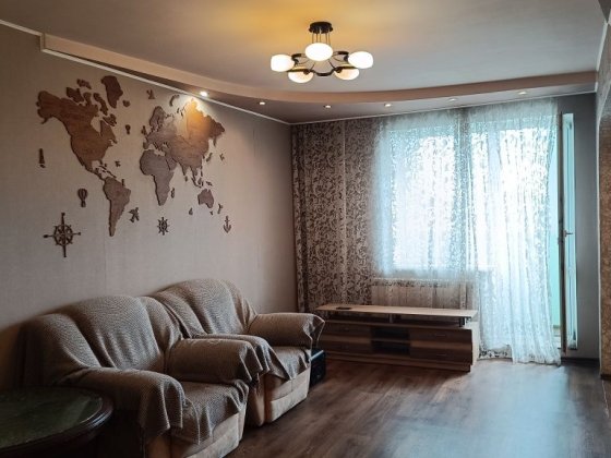 Продаж 3-кімнатної квартири, центр, Чугуїв Чугуев