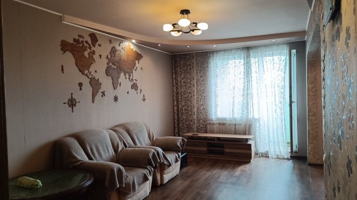 Продаж 3-кімнатної квартири, центр, Чугуїв - фото 1