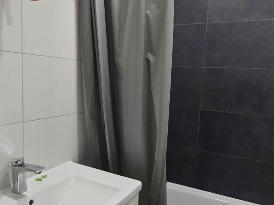 Продам квартиру 1 кімнатну центр міста Чугуев