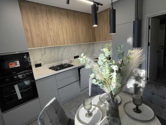 Стильна 1к квартира з ремонтом, індивідуальне опалення, не кутова Хмельницкий