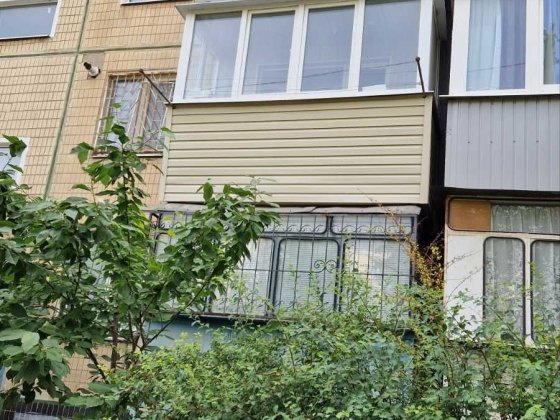 2к квартира, 2 поверх. Капітально оновлена. Торг! Никополь