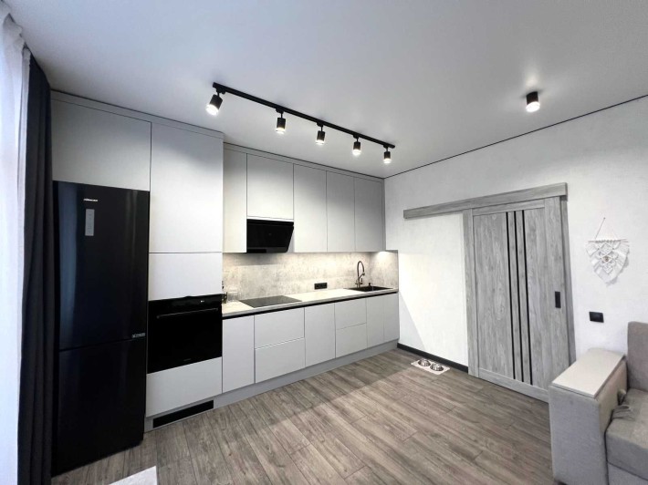 Продається однокімнатна картина в центрі Агрономічного! - фото 1