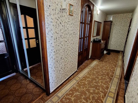 3 кім. 5/9 р-н Владі + Меблі та техніка.