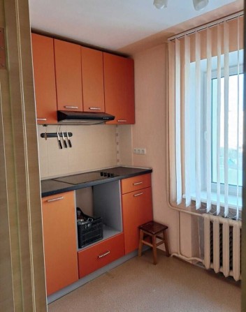 Затишна 1-кімнатна біля залізничного вокзалу - фото 1