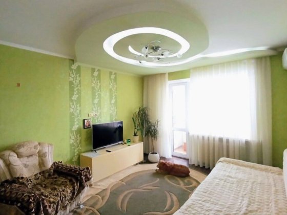 Затишна 2к з косметичним ремонтом, усе залишається! Торг! 40071 Хмельницкий