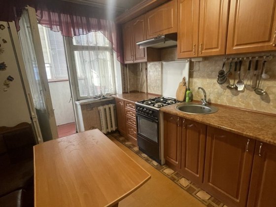 Простора не кутова 3к в хорошому стані 37039 Хмельницький