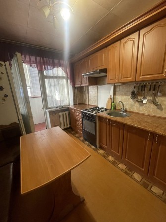 Простора не кутова 3к в хорошому стані 37039 - фото 1