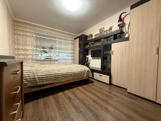 Продаж 2к квартири з свіжим ремонтом,44кв.м, вул.Заводська,61, 57000 S Хмельницкий