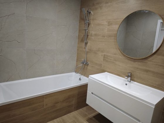 2 кімнатна квартира на Виставці Хмельницький