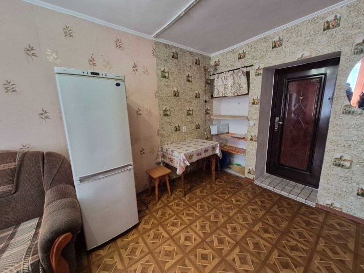 43136 ІД 2к Гречани в гуртожитку 33 кв.м. - фото 1