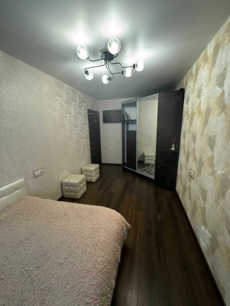 2к хрущівка з гарним ремонтом по вул Пилипчука - фото 1