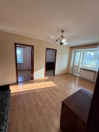 ТЕРМІНОВО! 3-кімнатна з меблями та технікою — заходь і живи! - фото 1