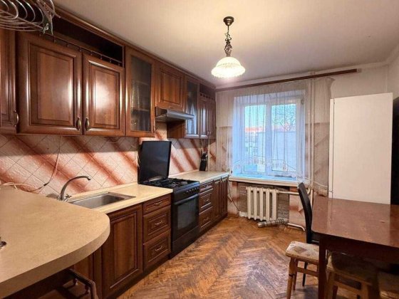 Продаж просторої 3к квартири. Гречани Хмельницкий