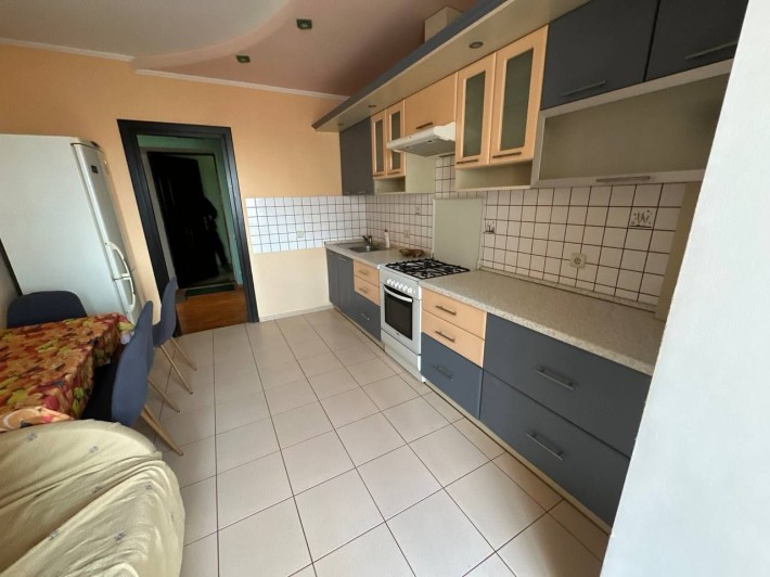 Продам 1к квартиру в Центрі,вул. Свободи - фото 1