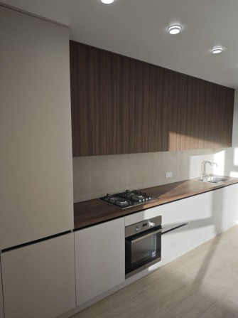 2 кімнатна квартира на Озерній з чудовим ремонтом. - фото 1