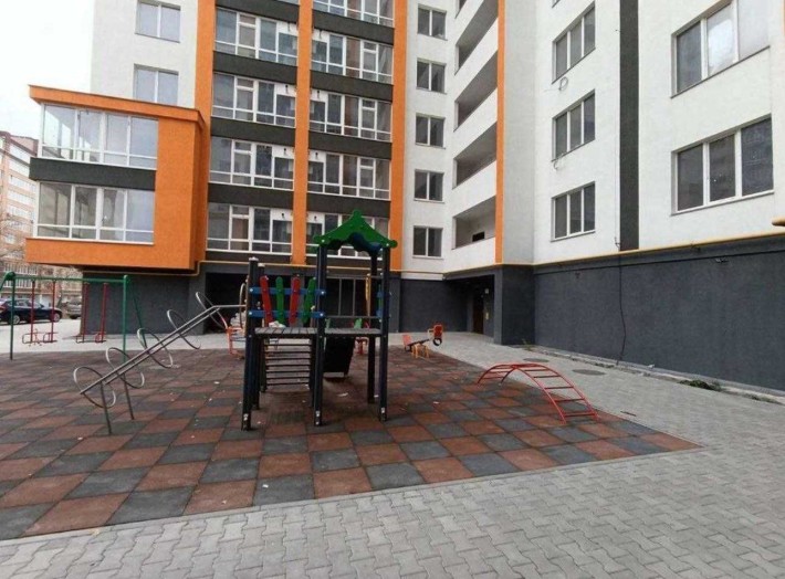 Виставка,ЖК Олімпійський - фото 1