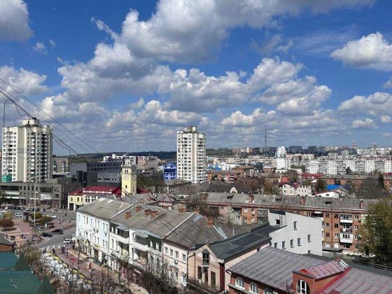 3 к.к. з якісним ремонтом в центрі по ціні новобудови після забудоників!!! id 41989 LOO Хмельницький